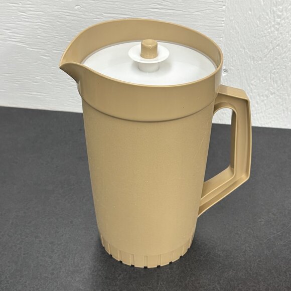 Tupperware Juice Pitcher #800-5 Vintage Beige 1980s - Picture 2 of 9